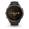 fēnix® 9 Pro – inReach®, 43mm  Titane avec revêtement Carbon Gray DLC et bracelet en silicone noir/gris galet - 010-04335-11