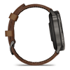 Venu® 4 - 45 mm  Gray avec bracelet en silicone noir et bracelet en cuir marron - 010-03014-03